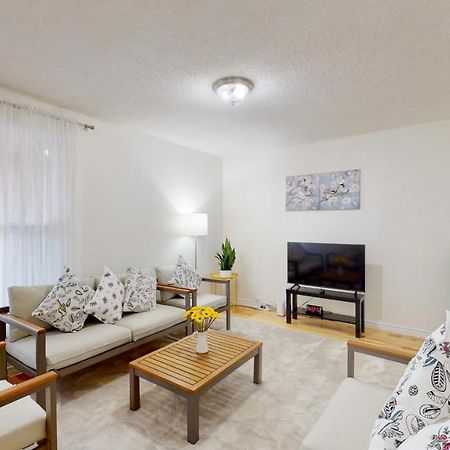 Modern Bright Cozy 3Bed 3Bath Vacation House In Ajax, Greater Toronto Area Gta, On, Canada Exterior foto