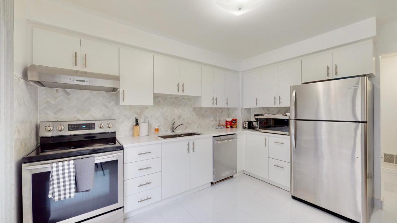 Modern Bright Cozy 3Bed 3Bath Vacation House In Ajax, Greater Toronto Area Gta, On, Canada Exterior foto